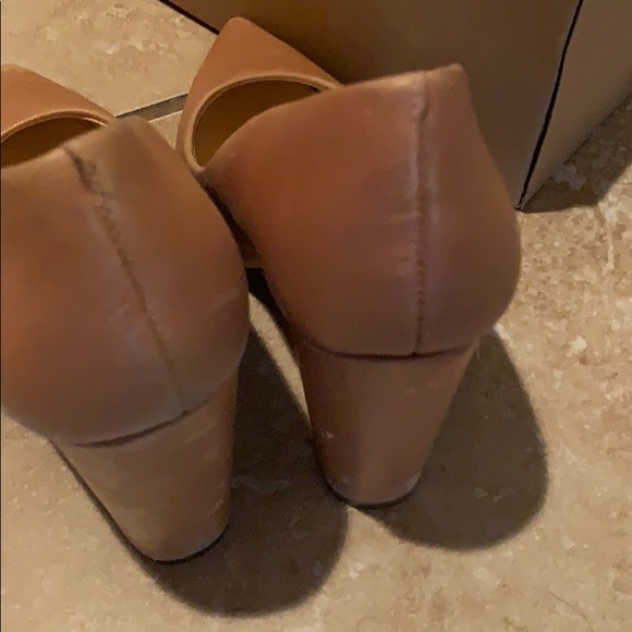 Shoes - Picture 6 of 7